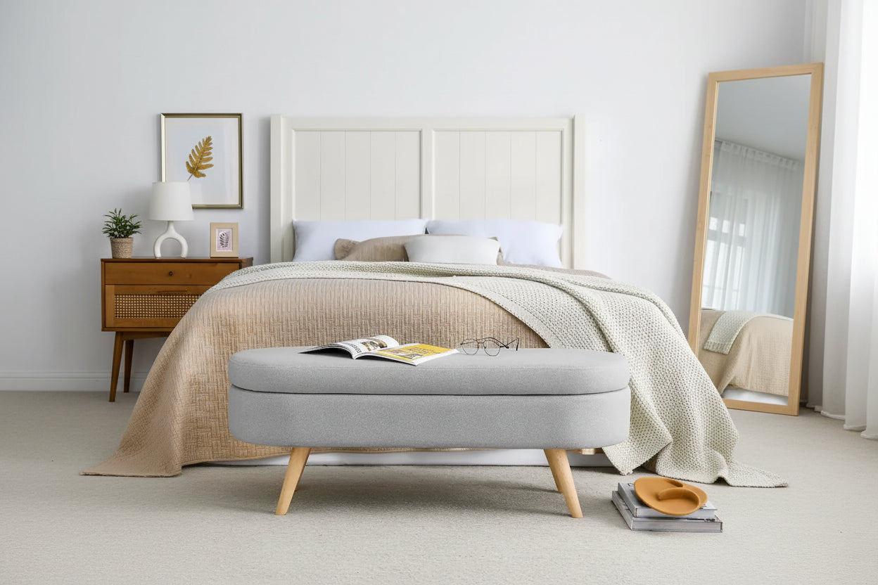 Panca pouf contenitore ovale pieghettata Beige / Bianco / Grigio, sedile singolo, gambe in legno di gomma