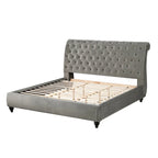 Letto a slitta rivestito in velluto grigio con bottoni e borchie – Queen/King