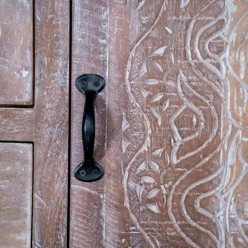 Armadio/Guardaroba in Legno Massello Intagliato Bianco Antico/Marrone – 7 Cassetti e 2 Ante