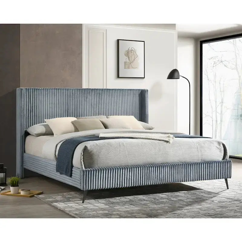 Set letto con pannello ad alette in velluto a coste blu con 2 comodini e panca – King/Queen, 2 persone